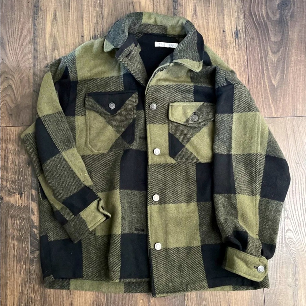 Black and green shacket